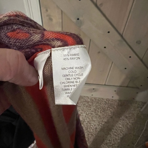 LIKE NEW LOFT Sweater - Picture 3 of 5